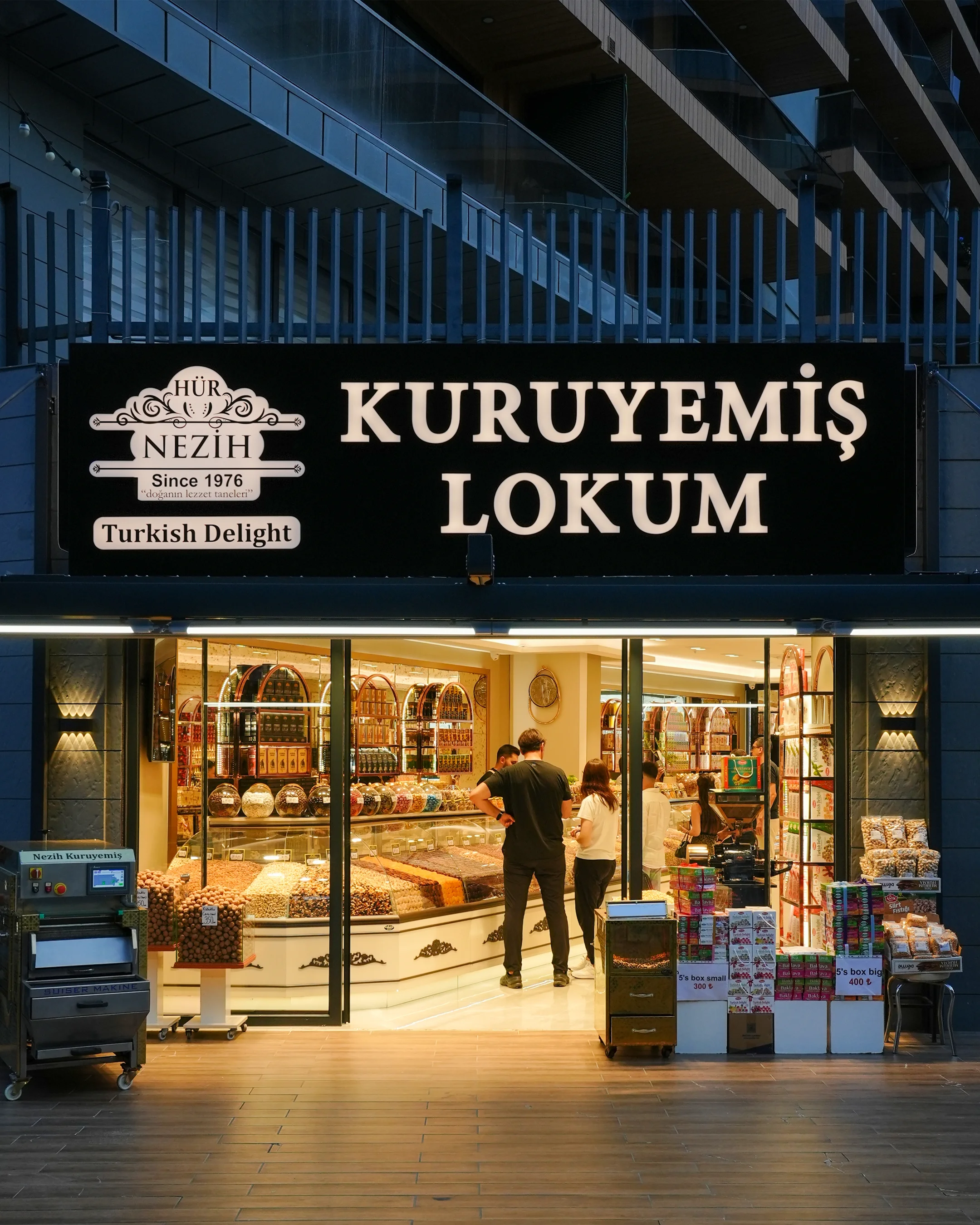 Hür Nezih Kuruyemiş Mağaza